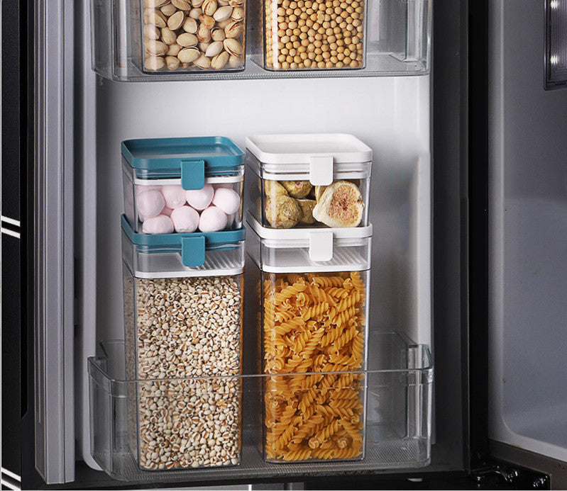 Sealed food storage container