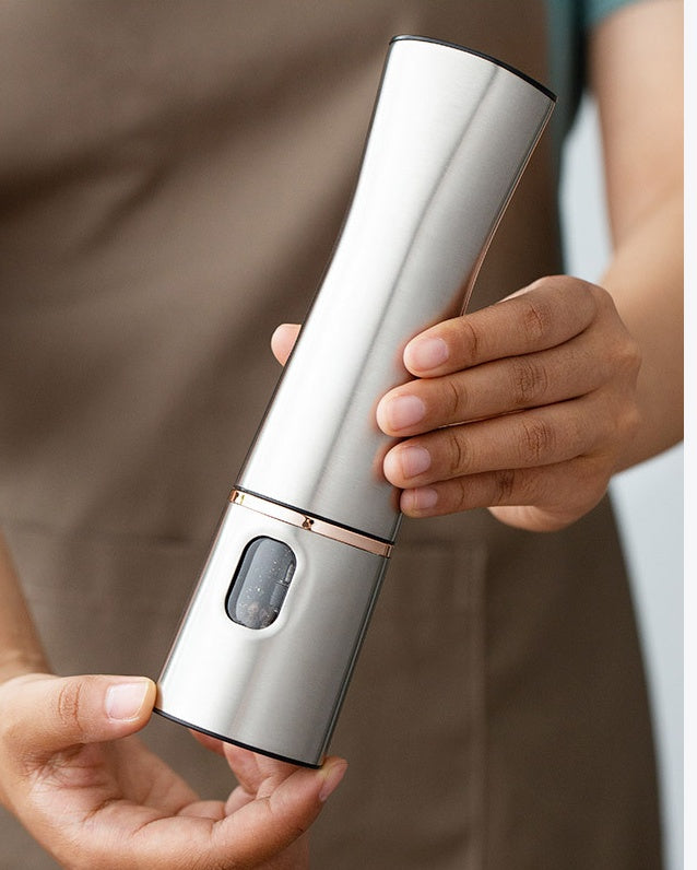Automatic spice grinder